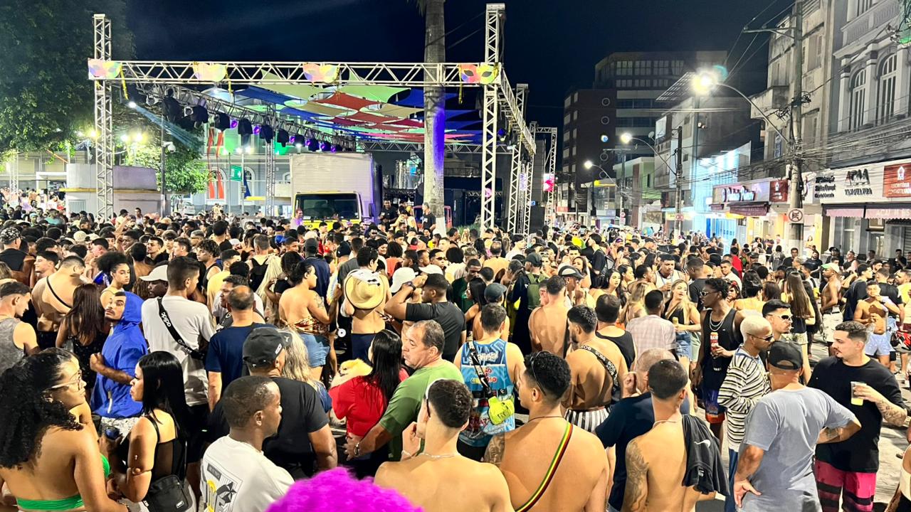 Carnaval 2026: programação de shows tem início nesta sexta-feira em Santos Dumont